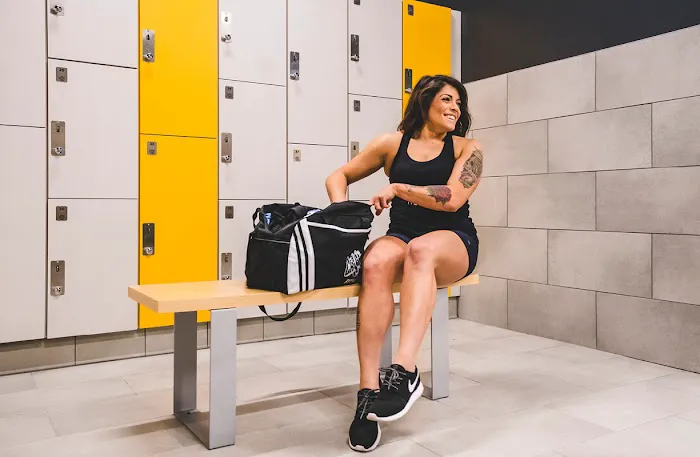 Crunch Fitness - Riverview Picture 8