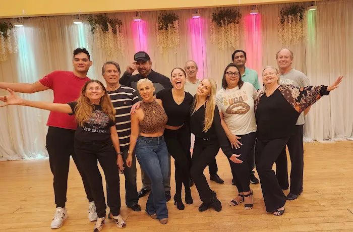 Salsa & Bachata with Kamila Picture 6
