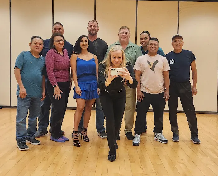 Salsa & Bachata with Kamila Picture 8