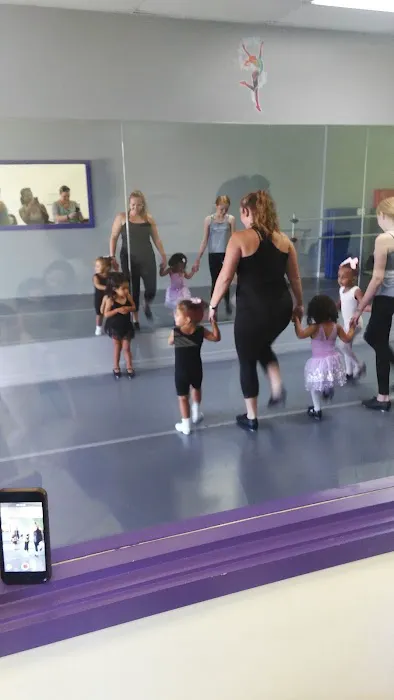 VIBE Dance Center Picture 1