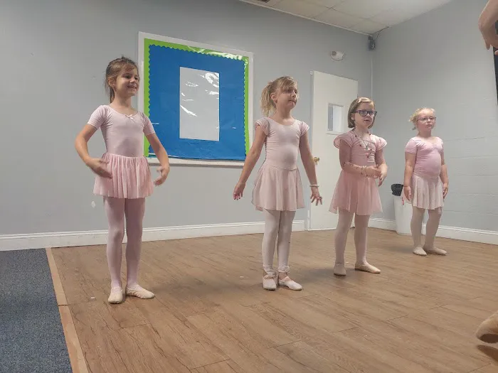 Nanette Boyer Ballet Dance Studio Picture 6