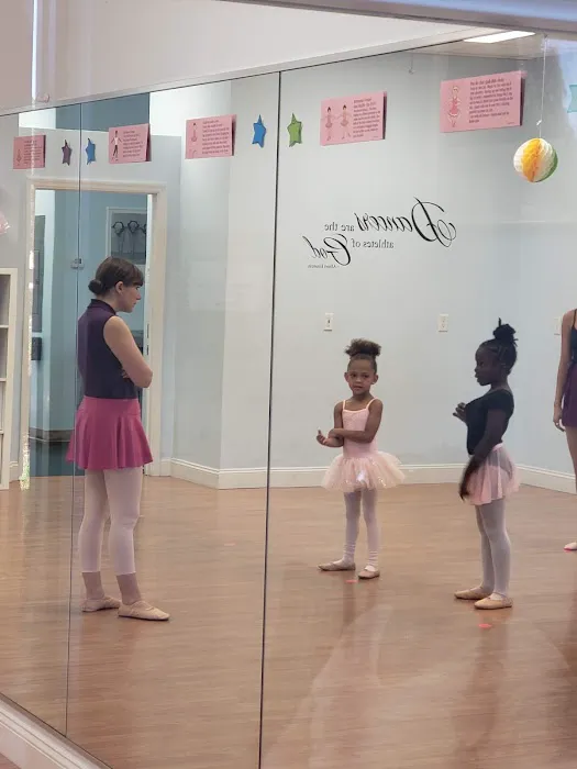 Macie's School of Dance Picture 4