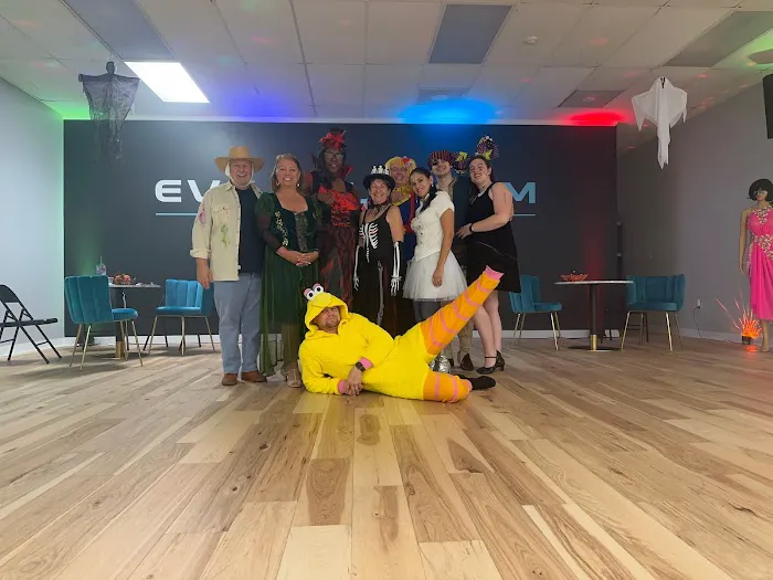 Evo Ballroom Studio Picture 9