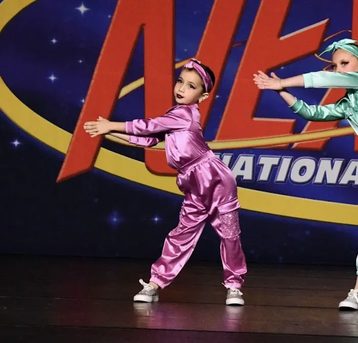 Studio 22 Dance Company Picture 7