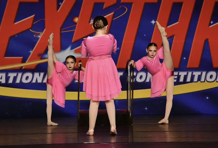 Studio 22 Dance Company Picture 5