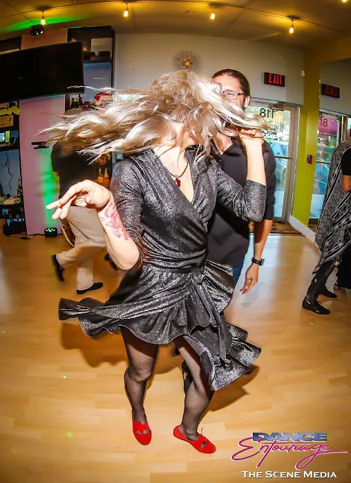 DanceEntourage Picture 8