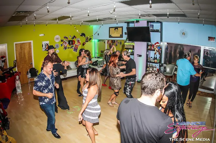 DanceEntourage Picture 9