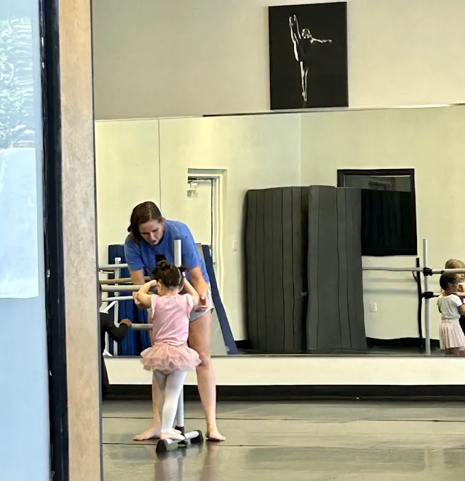 A New Pointe Dance Picture 1