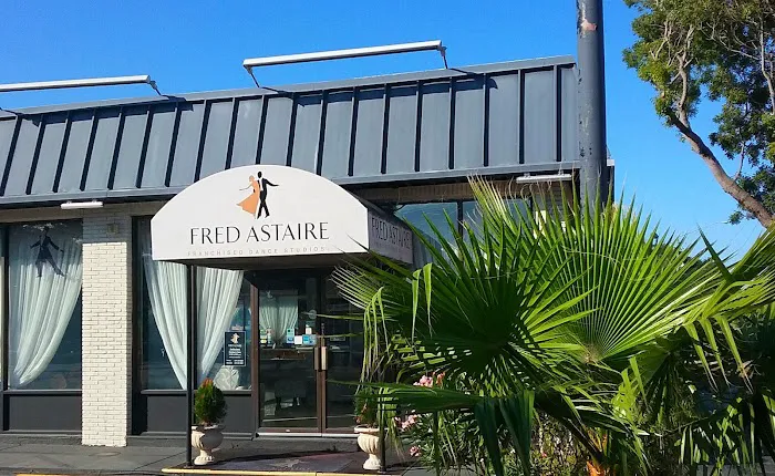 Fred Astaire Dance Studios Picture 10