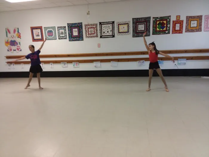 A Dancer's Place Picture 10