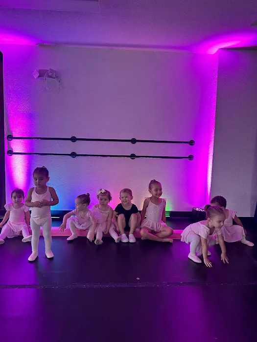 Devotions Dance Company Picture 2