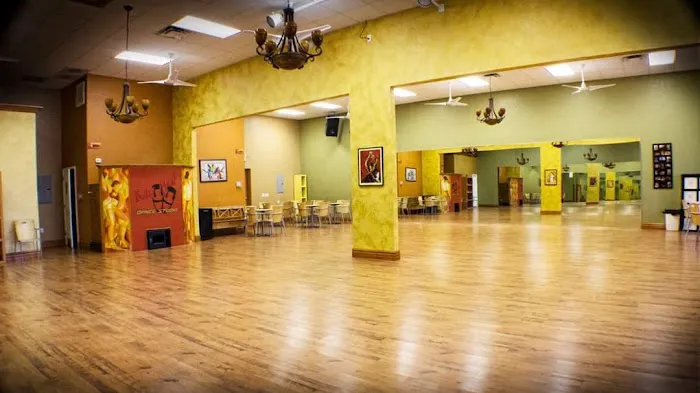 Salsa Heat Dance Studio Picture 1