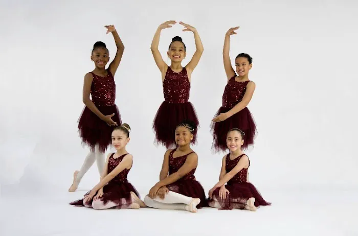 Hozanna Ballet & Dance Academy Inc Picture 2