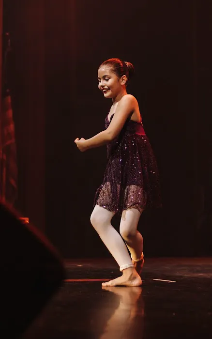 Hozanna Ballet & Dance Academy Inc Picture 4