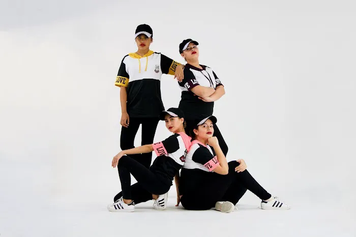 Hozanna Ballet & Dance Academy Inc Picture 5
