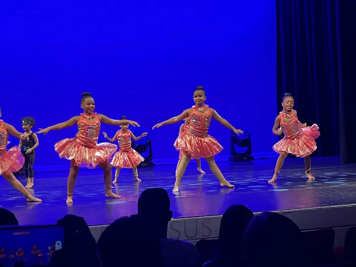 ESOR Dance Ensemble Picture 5