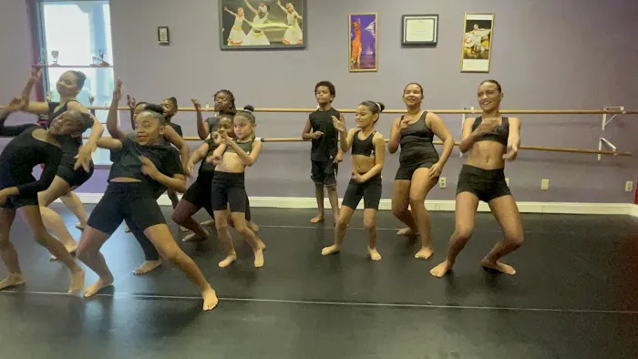 ESOR Dance Ensemble Picture 7