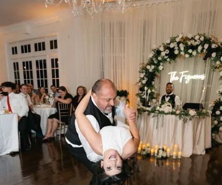 E&A Dance