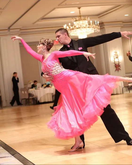 Dancin' Ballroom Picture 7
