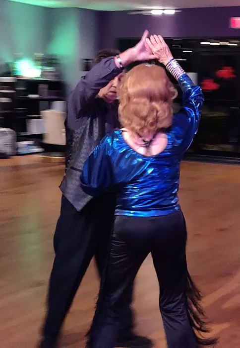 Dancin' Ballroom Picture 10