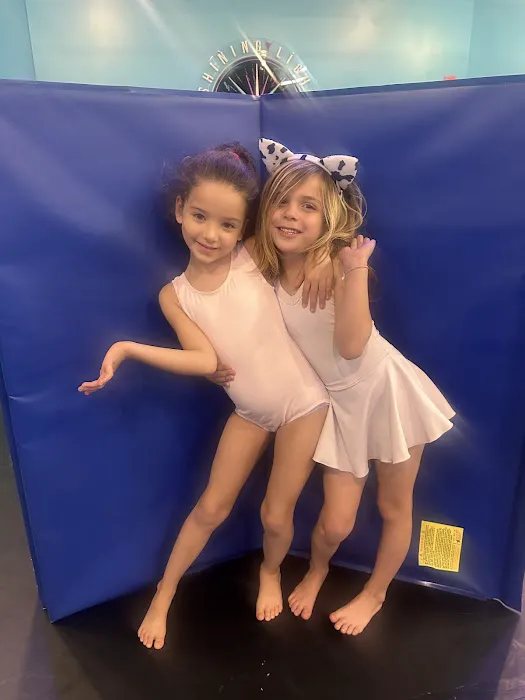 Shining light dance academy Picture 7