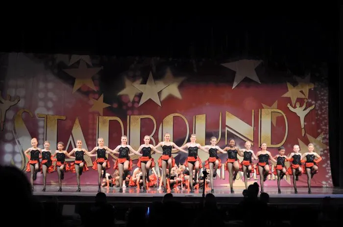 Turning Pointe - A Dance Studio Picture 4