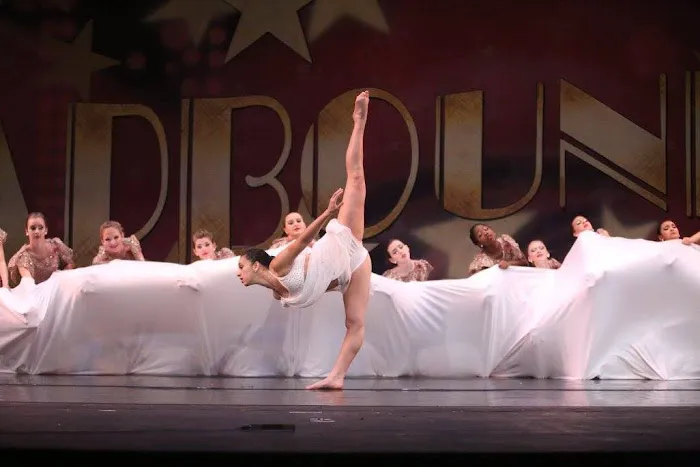Turning Pointe - A Dance Studio Picture 8