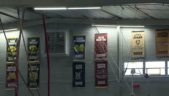 Sun Country Sports Center - Millhopper Picture 4