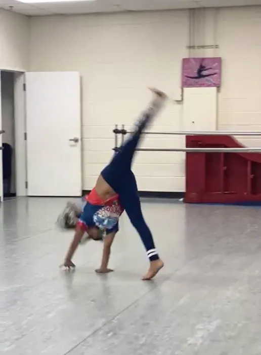 Mayas Dance Studio Picture 8