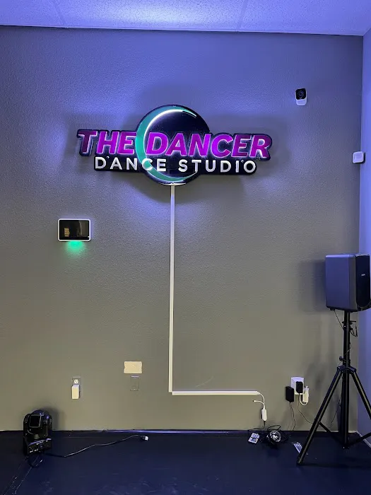 THE DANCER DANCE STUDIO Picture 8