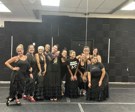 THE DANCER DANCE STUDIO