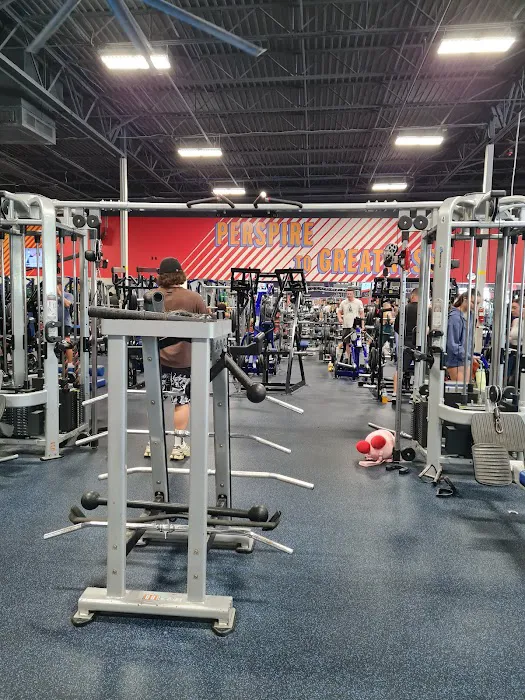 Crunch Fitness - Lake Nona™ Picture 2