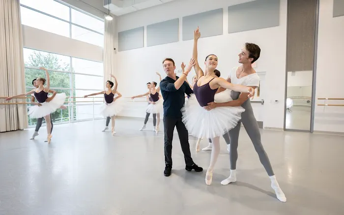 Orlando Ballet School Picture 6