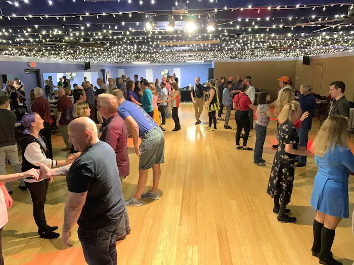 Rena's Ballroom Picture 9