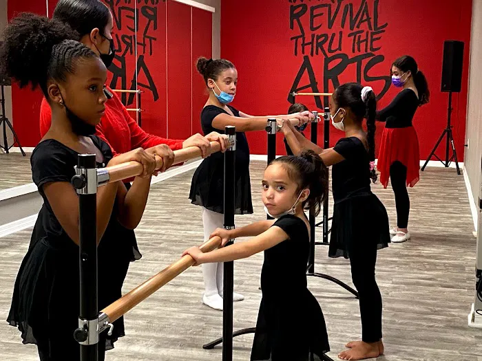 House of T'heArts Creative & Performing Arts School Picture 1