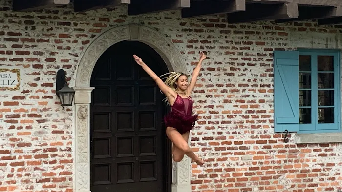Avalon Dance Picture 10