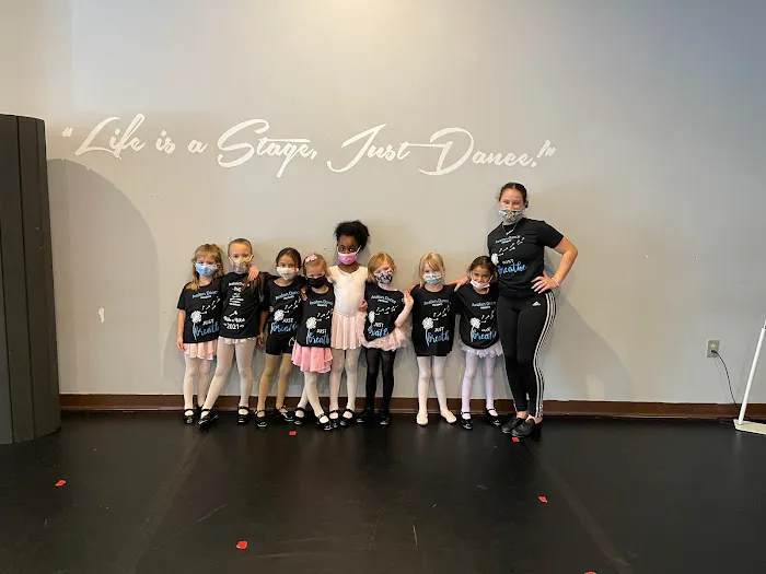 Avalon Dance Picture 4
