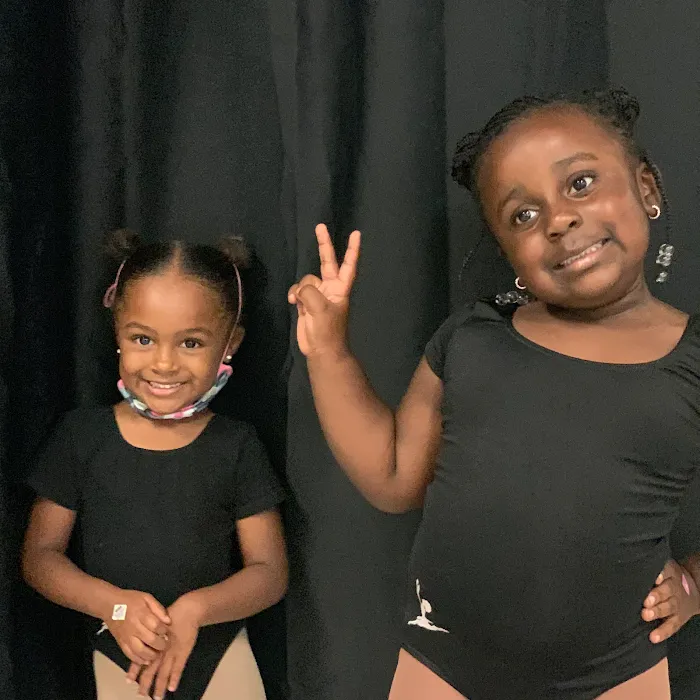 Royal Pointe Dance Academy Picture 8