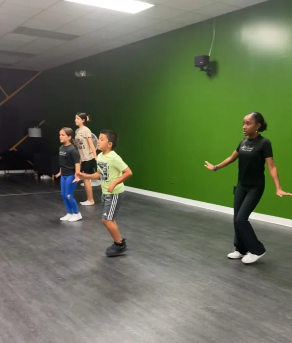 Dance Studio | Art and Movement Picture 10