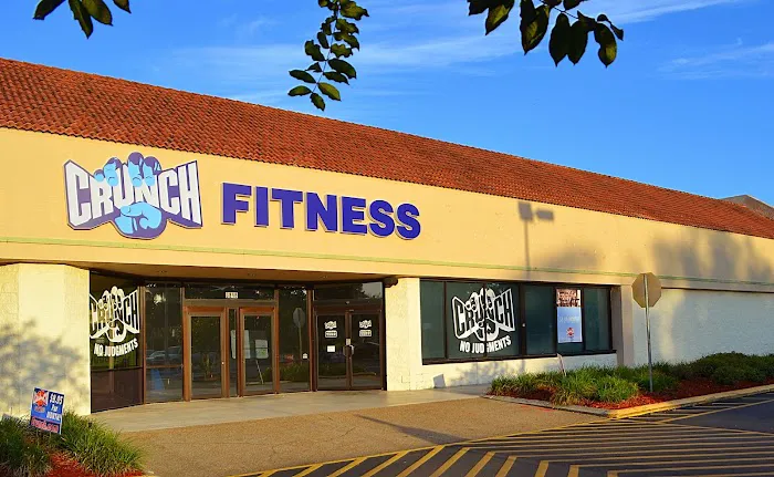 Crunch Fitness - Bloomingdale Picture 2