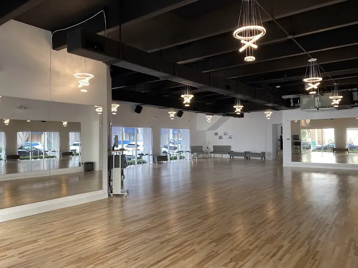Fred Astaire Dance Studios - Coral Gables Picture 2