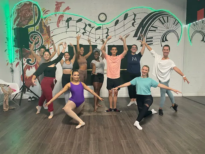 One&Fit Ballet and Stretch Picture 8