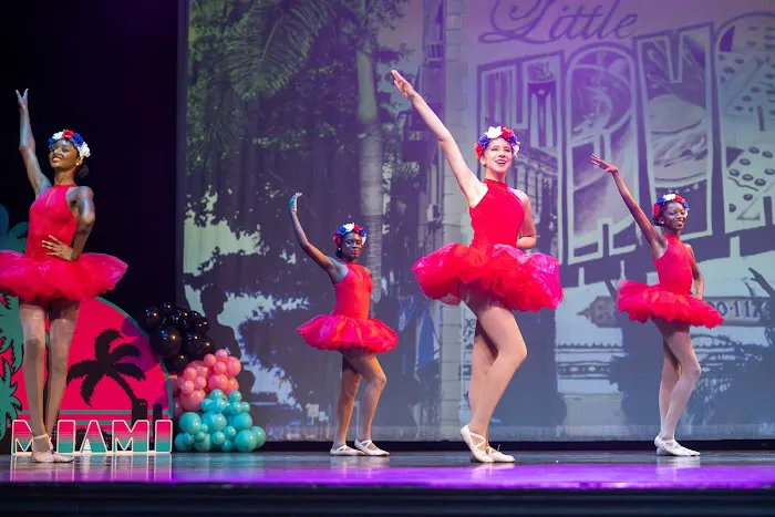Mady's Dance Factory Picture 7