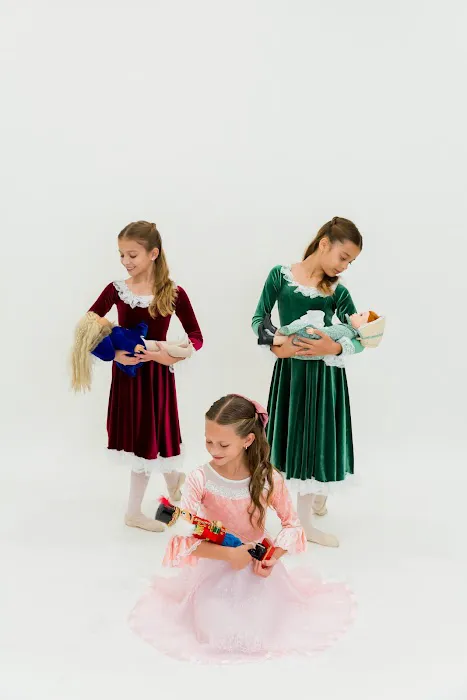 Ayala Royal Ballet Coconut Grove Picture 5