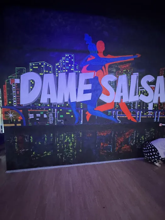 DAME Salsa Picture 1