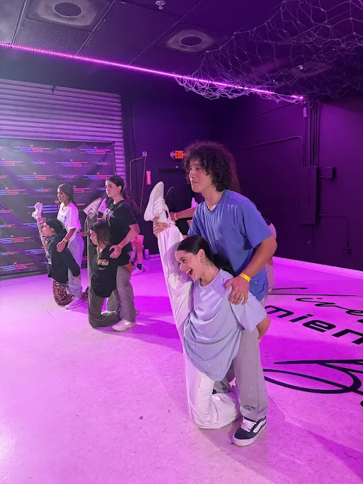 ES Dance Studio Picture 5