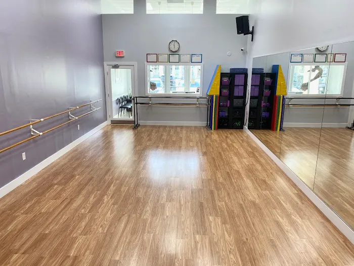 Creativo Dance Studios Picture 9