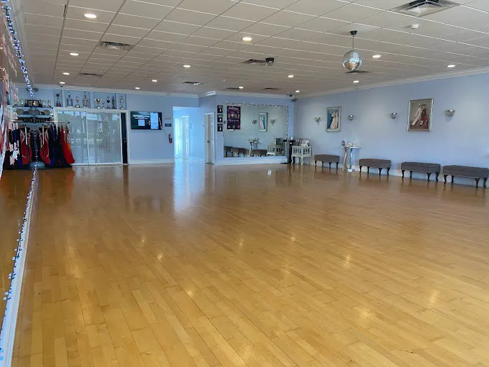 Fred Astaire Dance Studios Picture 5