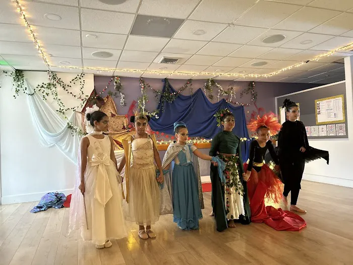 Milla Dance Fit Studio Picture 6