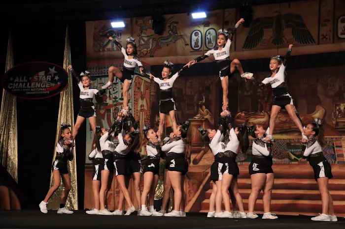 IDOL Cheer Picture 1